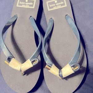 New Never Been Worn Kate Spade Women’s Navy Bow Flip Flops Size 6